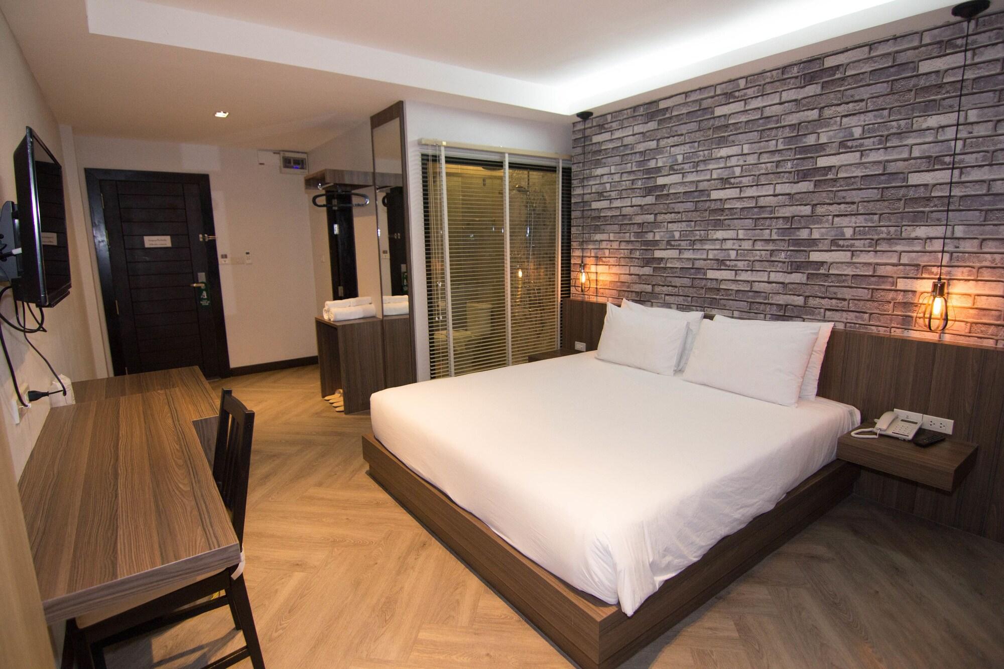 168 Studio Hotel Ubon Ratchathani Exterior photo