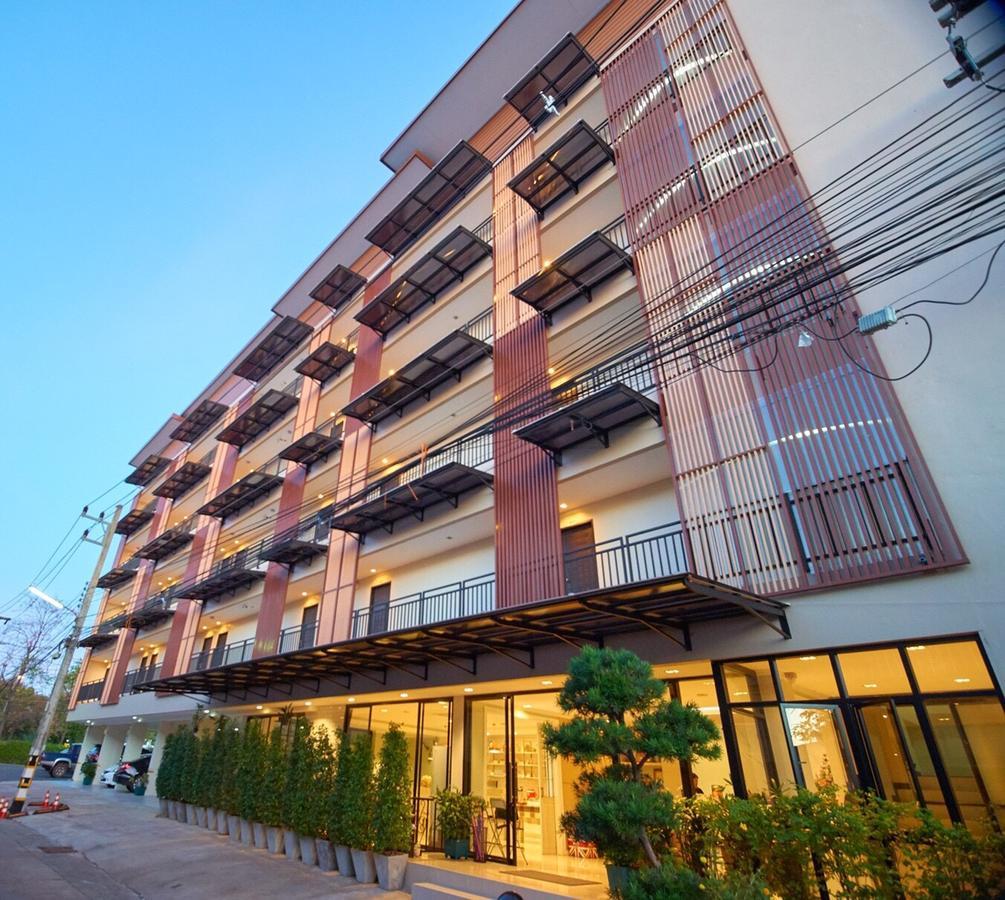 168 Studio Hotel Ubon Ratchathani Exterior photo